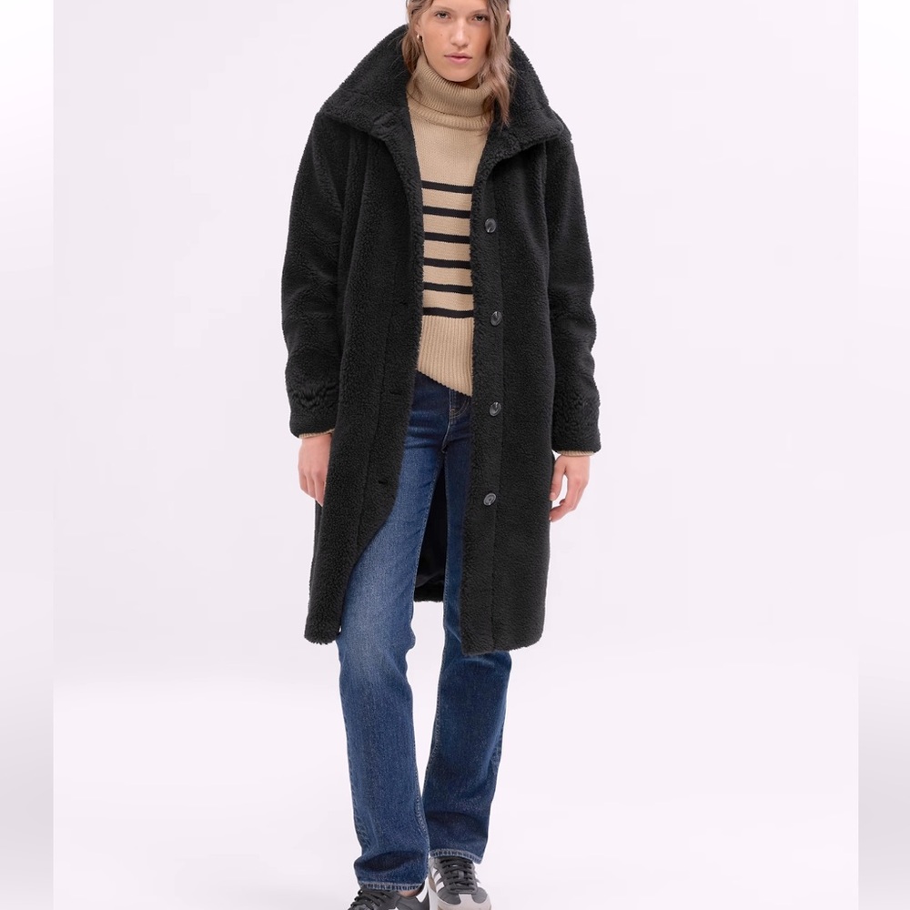 Gap Black Long Sherpa Coat- XL